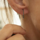 Cercei Pave de diamante negre 0.40ct din aur alb rodiat de 18k